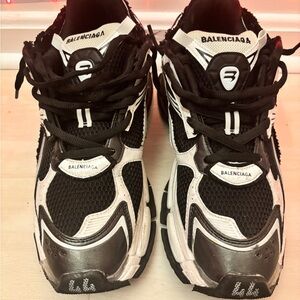 Balenciaga Runners